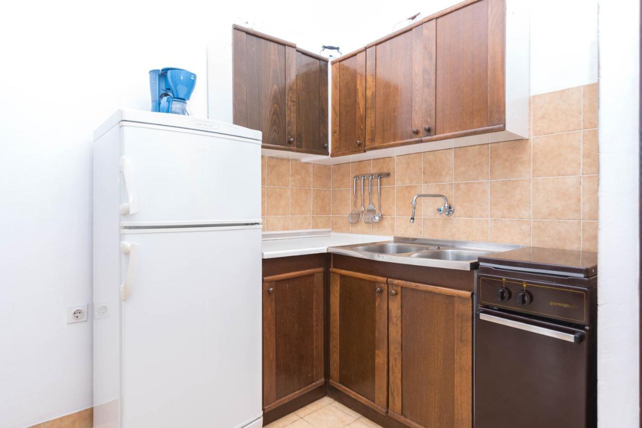 Apartments Salis Паг Экстерьер фото