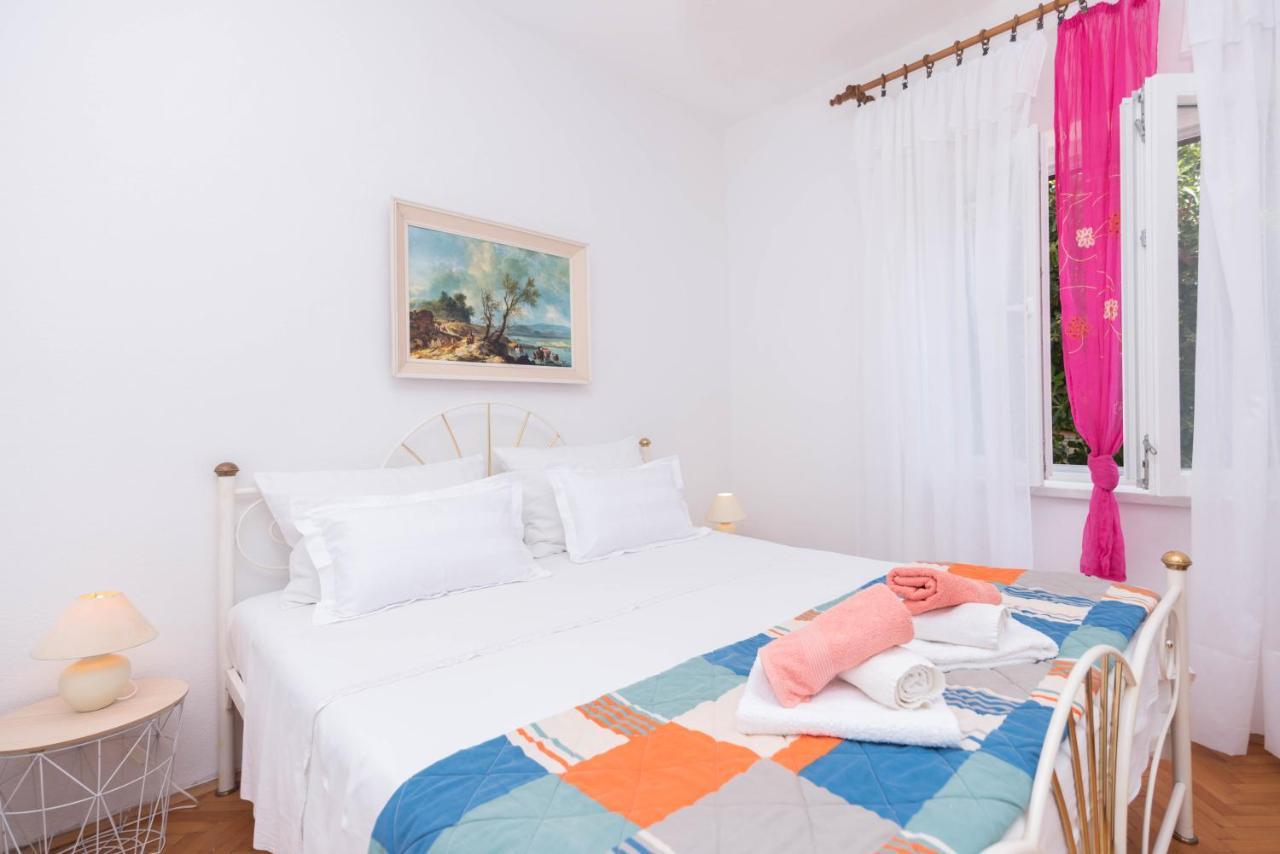 Apartments Salis Паг Экстерьер фото